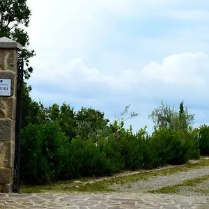 Podere I Troni Bed & Breakfast
